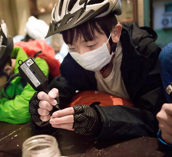 台东县环保局结合台东县自然与人文学会推动绿岛环教（台东县府提供／蔡旻妤台东传真）