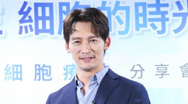 温升豪2日神采奕奕出席医技展。（陈俊吉摄）
