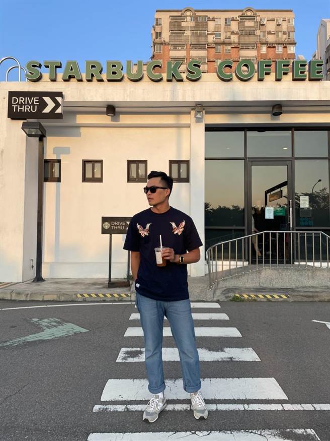 年仅27岁的王韦凡是警专35期第1名毕业，热爱跑步和登山运动。（王韦凡提供／石秀华高雄传真）