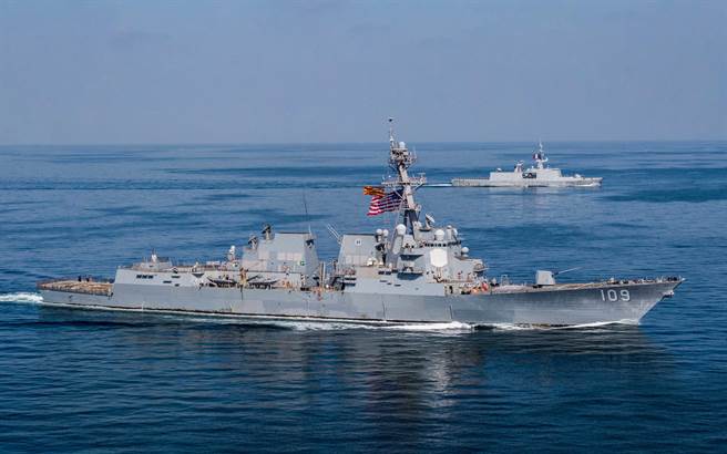 布萊尚強調，不只法國是太平洋大國；其他歐盟成員包括德國、荷蘭與丹麥，甚至是與歐盟分手的英國，都對印太地區感到興趣。圖為法海軍與美海軍聯演，以提升相互操作性。(圖/DVIDS)