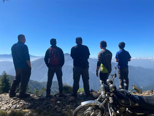 东势林区管理处招考森林护管员，月薪最高4.5万元。（东势林管处提供／王文吉台中传真）