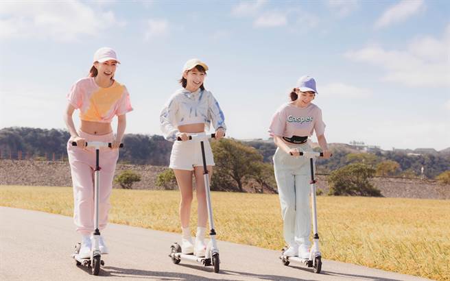 温妮新歌MV邀请好友泱泱、阿部玛利亚跨刀。（哈啰你好工作室提供）