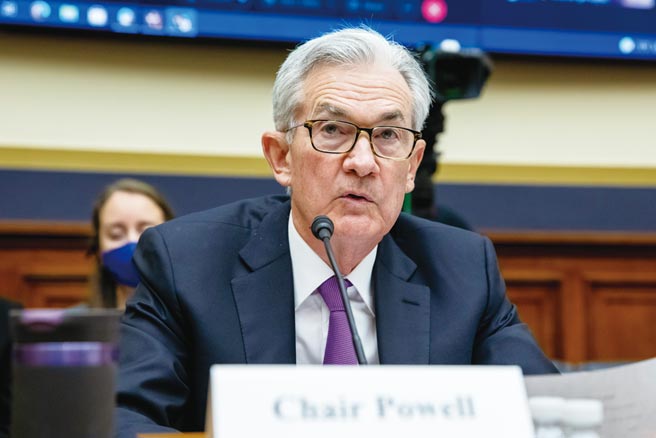 联准会主席鲍尔表示，无法确定明年下半年物价上涨是否趋缓，必须为此进行因应准备。图／美联社