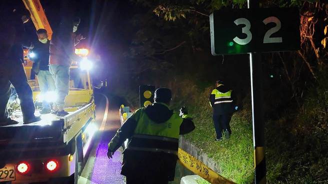台东县关山镇女子骑机车返家途中跌落水沟，送医不治。（民眾提供）