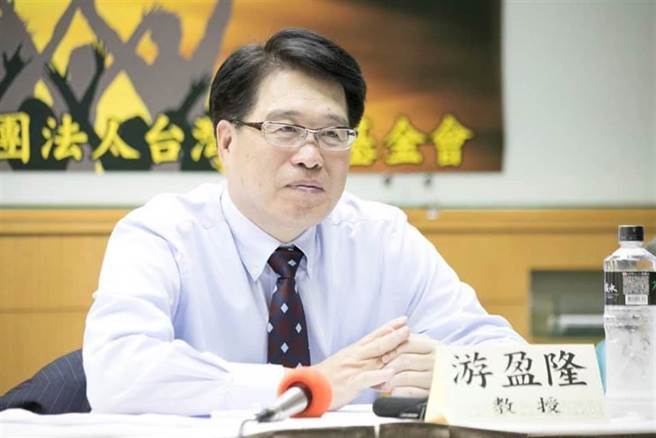 台灣民意基金會董事長游盈隆。（圖／取自游盈隆臉書）