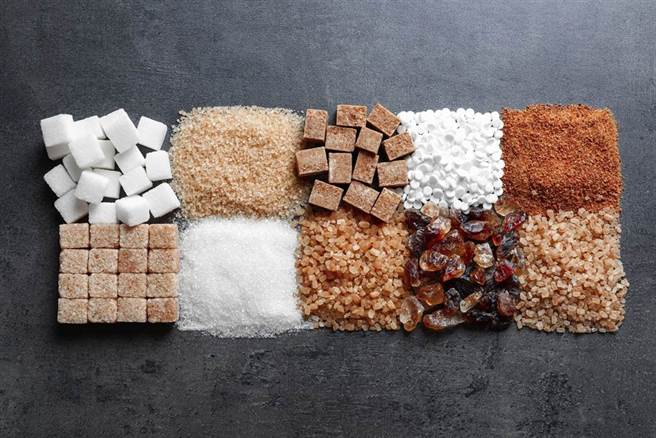 黑、紅、黃、白糖哪種好？真正「營養成分」曝光。(示意圖/Shutterstock)