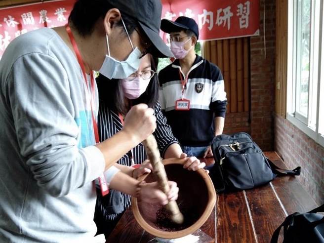 参山处推南江咖啡轻旅行。（参山处提供／谢明俊苗栗传真）
