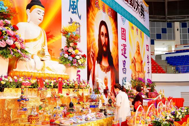 花莲县各宗教祭天祈福联合声明，获得37位宗教人士团体连署认同。(花莲县政府提供)