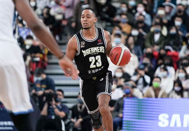 梦想家后卫钱肯尼攻下全场最高30分。(梦想家提供)