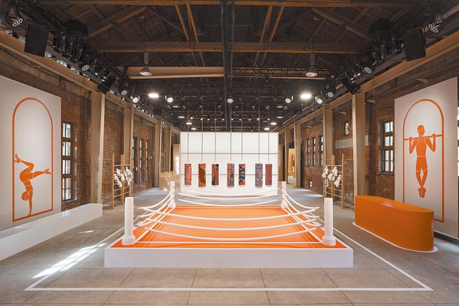 拳擊場上可供民眾拍攝有趣的拳擊相片。（Hermes提供）