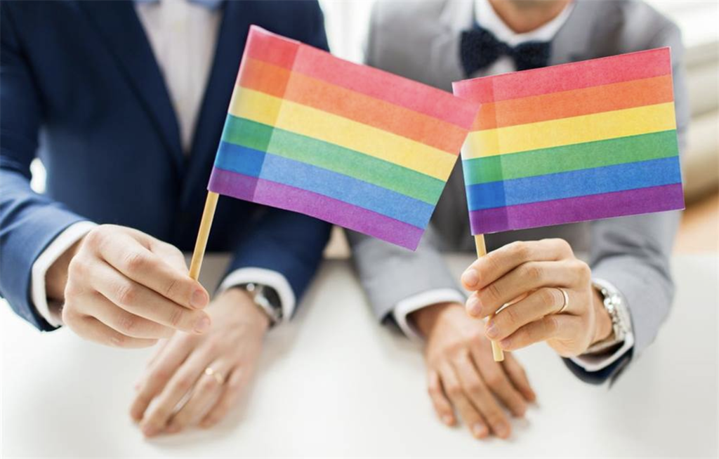 陸委會預告修正兩岸條例 承認兩岸同性婚姻（示意圖/shutterstock）