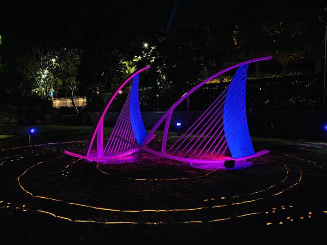 新北市立淡水古蹟博物館於4日晚間在淡水海關碼頭舉辦「光映淡水」開幕暨點燈。（淡水古蹟博物館提供）