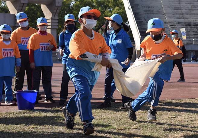 南投縣適性體育競賽，小朋友同樂。（南投縣政府提供／廖志晃南投傳真）