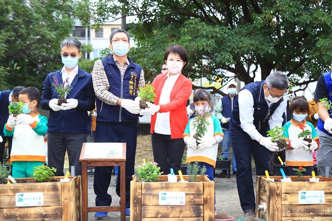 台中市长卢秀燕的重视下，上任后推出「台中美乐地计画，至今台中已完成超过109座共融公园，成效有目共睹。（台中市政府提供）