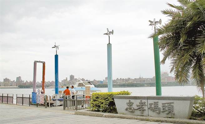 三重忠孝码头惊见「男浮尸胶带封口」路人吓坏急报案。（本报资料照）