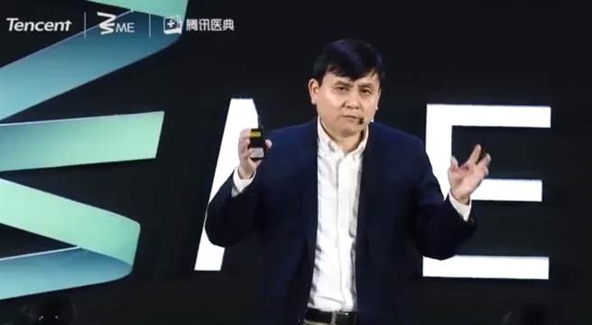 張文宏評估，大多數國家新冠病毒免疫屏障並未建立，新毒株Omicron又加大了不確定性。（騰訊新聞）