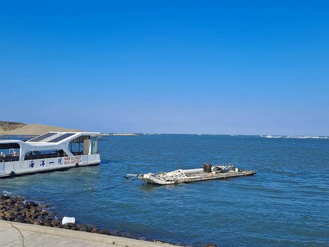 台南七股南湾码头的观光渔筏产业，因陆客减少、周边观光配套不足等诸多因素，日渐萧条。（黄三易提供／张毓翎台南传真）