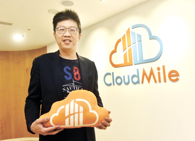 萬里雲創辦人暨執行長劉永信暢談創業歷程。圖／顏謙隆