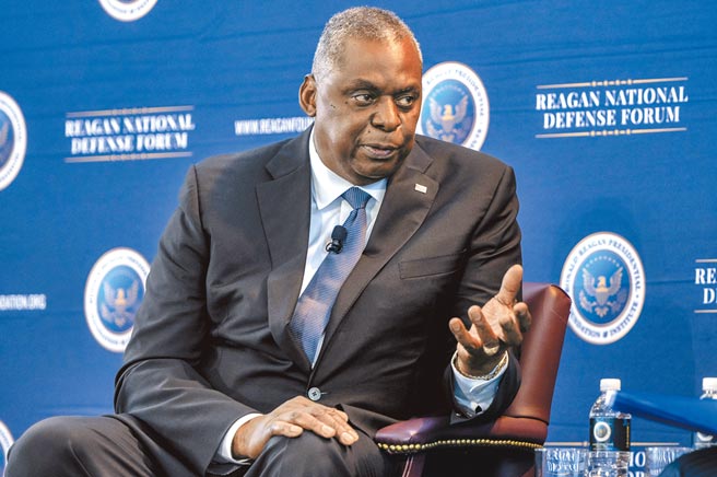 美国国防部长奥斯汀4日指出，中共解放军近期在台湾周围的大规模军事行动，类似在「排练」。（摘自美国国防部）