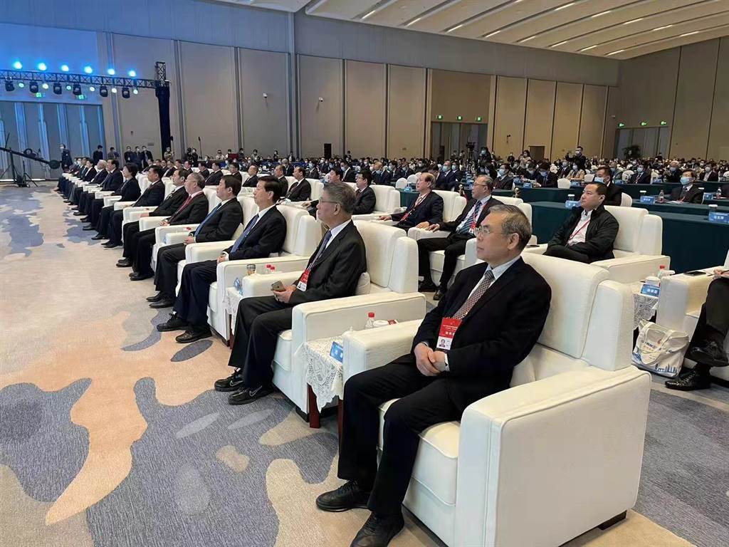 2021年兩岸企業家南京紫金山峰會今天（7日）登場，採台北和南京兩地網路視訊連線方式舉行。（照片由與會者提供）
