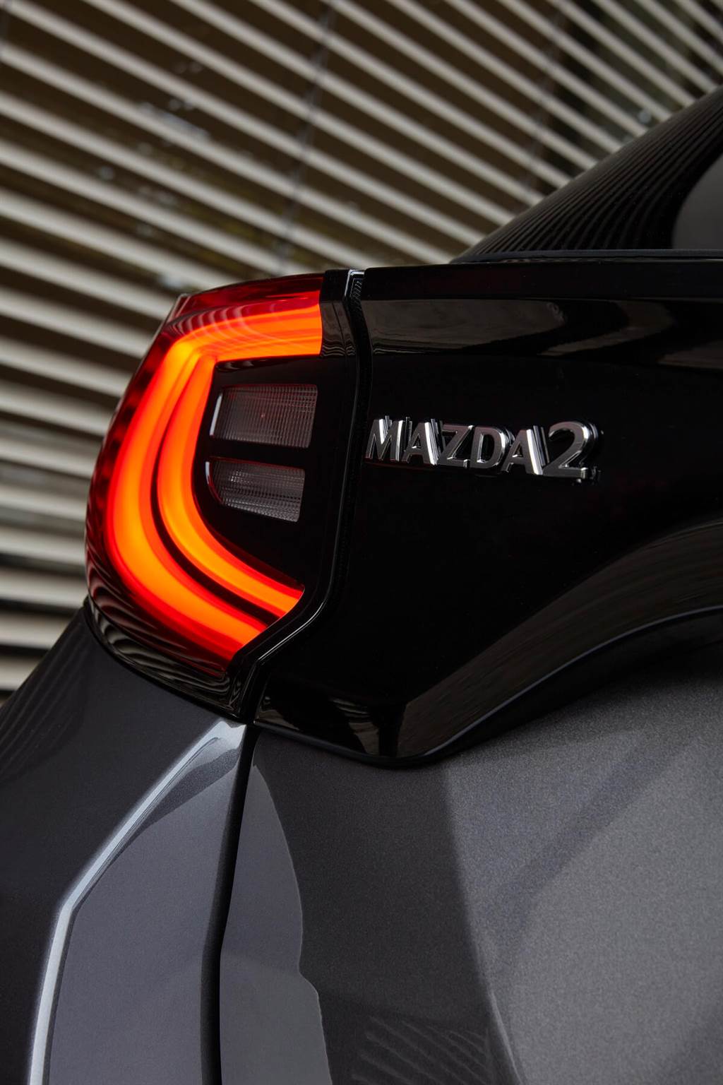 來自與Toyota多年來的合作，Mazda將推出首款自充電全混合動力車型-Mazda2 Hybrid（圖／CarStuff）