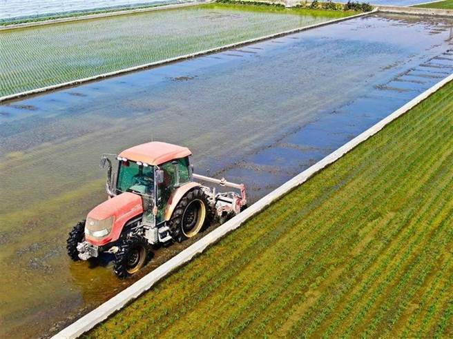 彰化县政府今年底终于办理农地重划区抵费地的土地标售案，总计29笔，标售总底价6324万多元。（资料照）