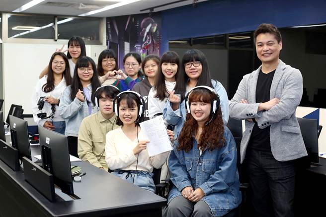 静宜大学结合「1=3」及「数位学伴」，启动善的循环！（静宜大学提供）