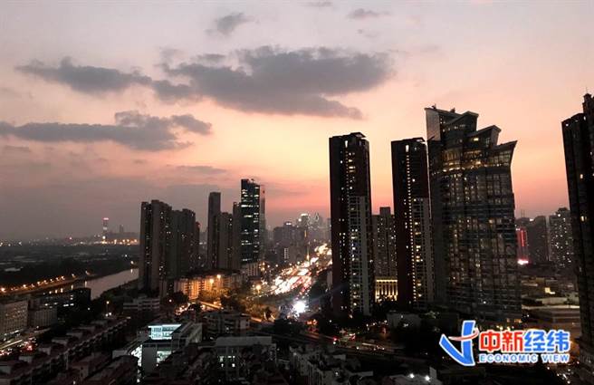 40城新房成交创近10年歷史新低，继续探底。 （中新经纬资料照）