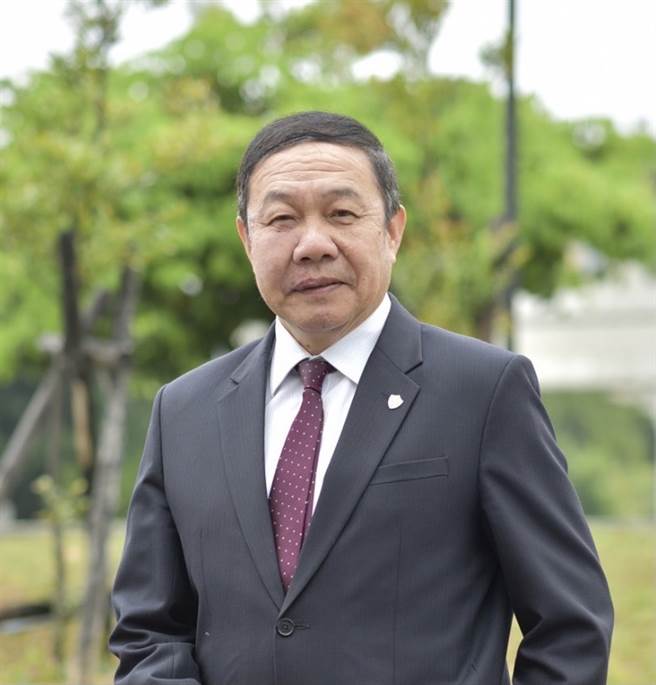 前台体大校长林华韦将担任富邦悍将新领队。（富邦悍将提供）