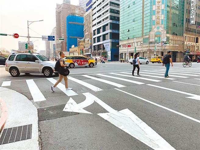 立法院今三读通过「道路交通管理处罚条例修正草案」。（本报资料照片）
