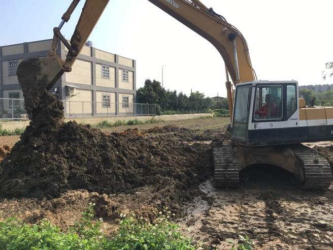 桃园市歷年公告污染农地约342公顷，环保局自2003年针对土壤及地下水进行污染整治工作，今年10月污染农地已全数解列。（桃园市政府环保局提供／陈梦茹桃园传真）