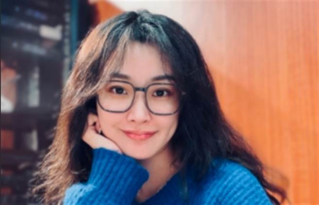 党韫葳气质优雅被誉为「音乐女神」。（图／微博@党韫葳）