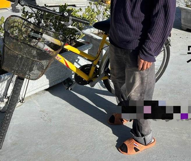 苗栗縣頭份市宋姓、陳姓兩名竊賊企圖偷竊冷氣機未遂，被警方逮捕。（讀者提供／謝明俊苗栗傳真）