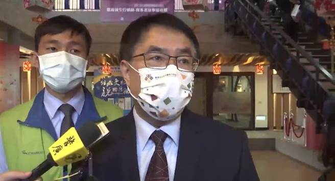 台南市长黄伟哲表示，若涉及红单违规交易将开罚。（曹婷婷摄）