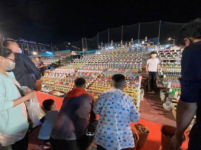 台中市北屯区30年歷史的太原夜市，由丰邑机构豪砸近40亿元买下6600坪土地。（卢金足摄）