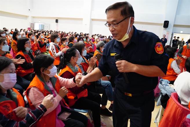 蘆洲分局志工在職教育訓練 警民攜手維護社區治安(警方提供／戴上容新北傳真)