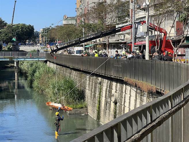 永和瓦磘溝被發現無頭無肢男屍。（王揚傑攝）