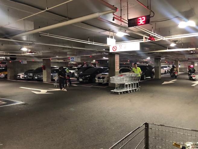 好市多总是人满为患，停车场也时常一位难求。(示意图／本报资料照)