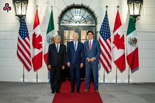 中驻加拿大使馆：加方炒作「外交抵制」北京冬奥会，完全是政治自嗨。图为今年11月19日美国总统拜登（中）在北美领导人峰会接待加拿大总理杜鲁道（右）和墨西哥总统欧布拉多。（摘自美国总统拜登推特）