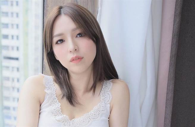 孙慧雪和老公育有一子。（图／翻摄自snow711 IG）