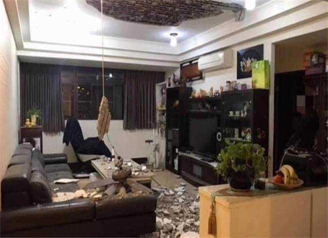 新北市芦洲「海砂屋一条街」，出现多处海砂屋社区，令人怵目惊心，新北市住都中心今天宣布已进场推动「全案管理」，积极推动都更改建。图／新北市住都中心提供
