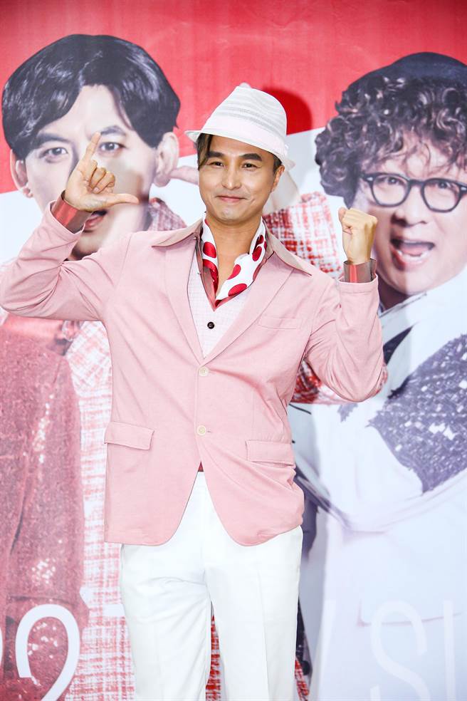 王少伟和许蓝方爆绯闻，看起来春风满面。（罗永铭摄）