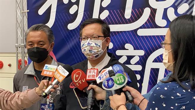 鄭文燦回應，蘇院長領導的政府團隊，很認真的在做好每一件工作，請大家多多支持。（賴佑維攝）