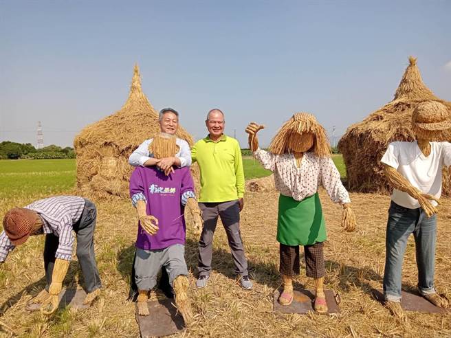 睽违2年的田中稻草艺术节睽违2年重磅回归，周末两天将在田中镇顶潭里望高瞭登场，50件稻草编织创作，还有长达50米长，以3500公斤白米打造的巨型米龙，十分有看头。（农会提供／谢琼云彰化传真）