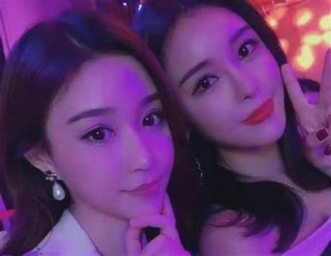 雪梨（左）和林珊珊是好闺蜜，却同时落难。(图/翻摄自微博)