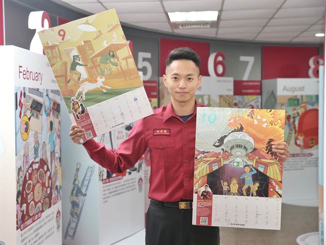 身着工作服的劭奕伟展现防灾月历九、十月份插图。（杜宜谙摄）