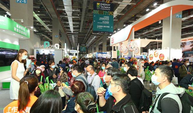 「台湾国际智慧能源周」今天闭幕，三天共有超过1万5000名相关业者参观，刷新歷年纪录。(图／贸协提供)