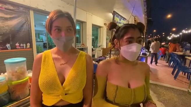 普羅婉（左）和唐雅透露，兩人的夢想就是一起開店，如今開店兩個禮拜，生意天天爆滿。（圖／翻攝自《Sanook》）