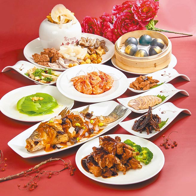 微風廣場「上海茶樓新春外帶年菜禮」，6人份，6880元，明年1月16日前訂購送1瓶MONTEPULCIANO D’ABRUZZO紅酒。（微風提供）