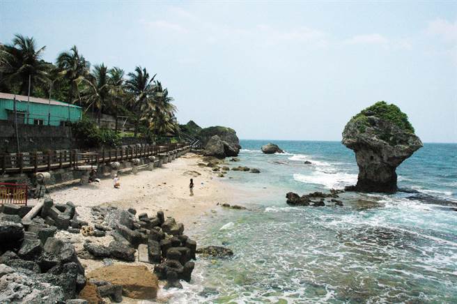 一名到小琉球工作的女子，某日酒后遭男同事趁机上下其手，警方已介入调查。(林和生摄)